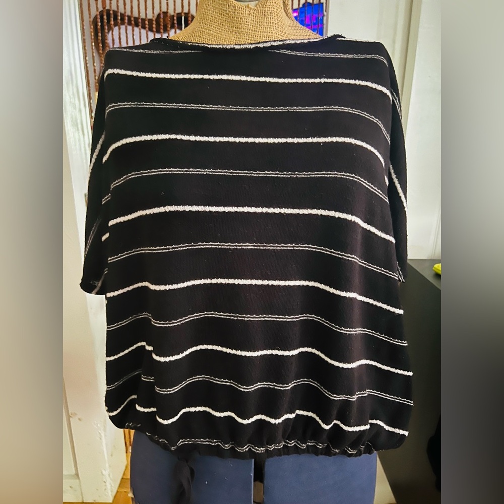 Max Studio Black Knit Top with White Tag Detail